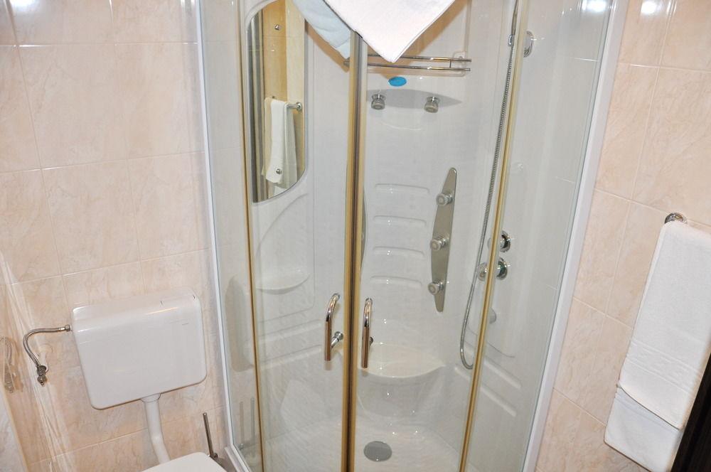 Hotel Pascu Bükreş Dış mekan fotoğraf